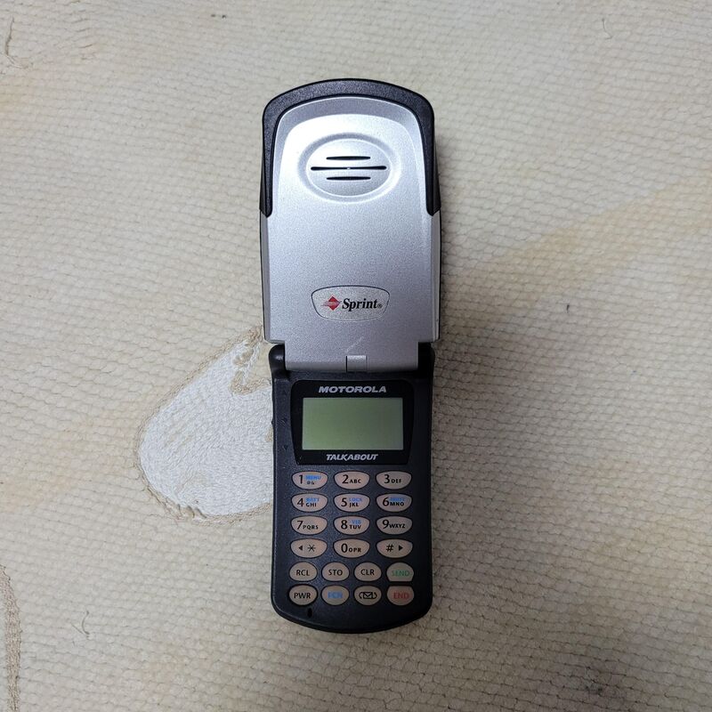 ����ζ� ��Ÿ�� ST7760RA ������