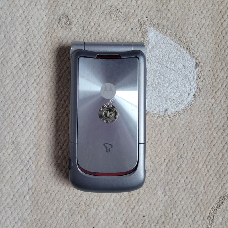 ����ζ� TITAN V11 �ǹ� �������