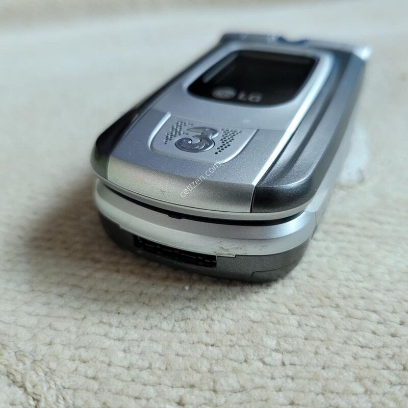 LG���������� U8180 ������