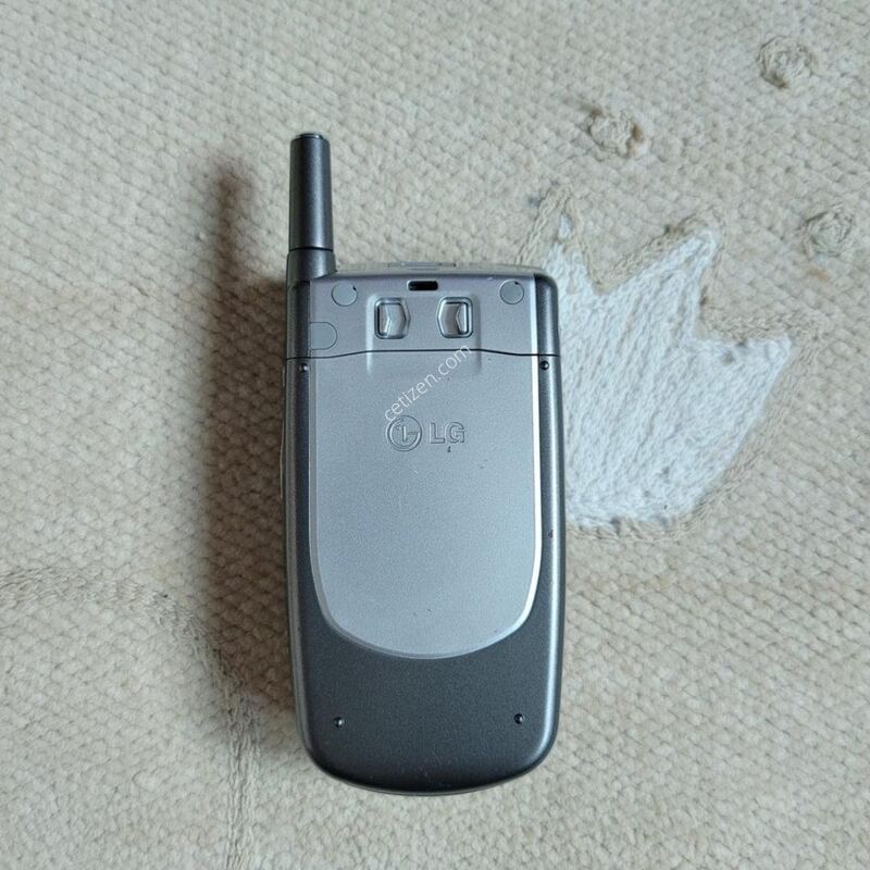 LG���������� U8180 ������