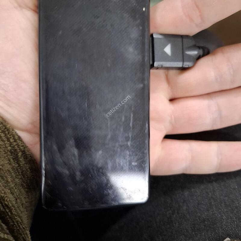 ���λ���