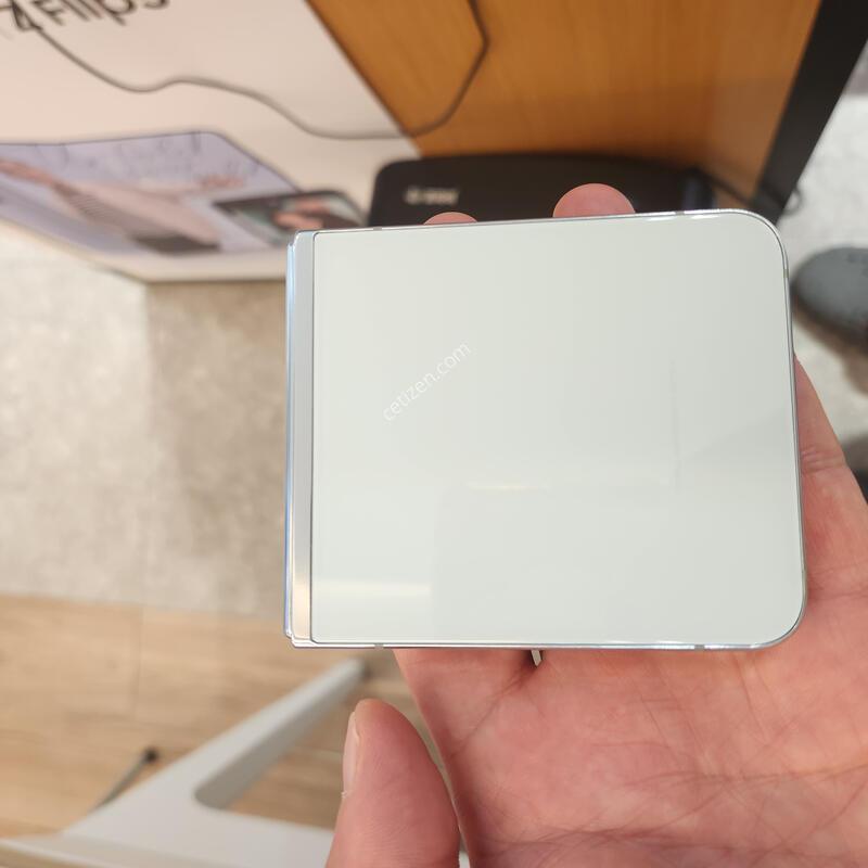 Z�ø�5 512GB ��Ʈ  ��� ���ܻ� �������� �˴ϴ�.