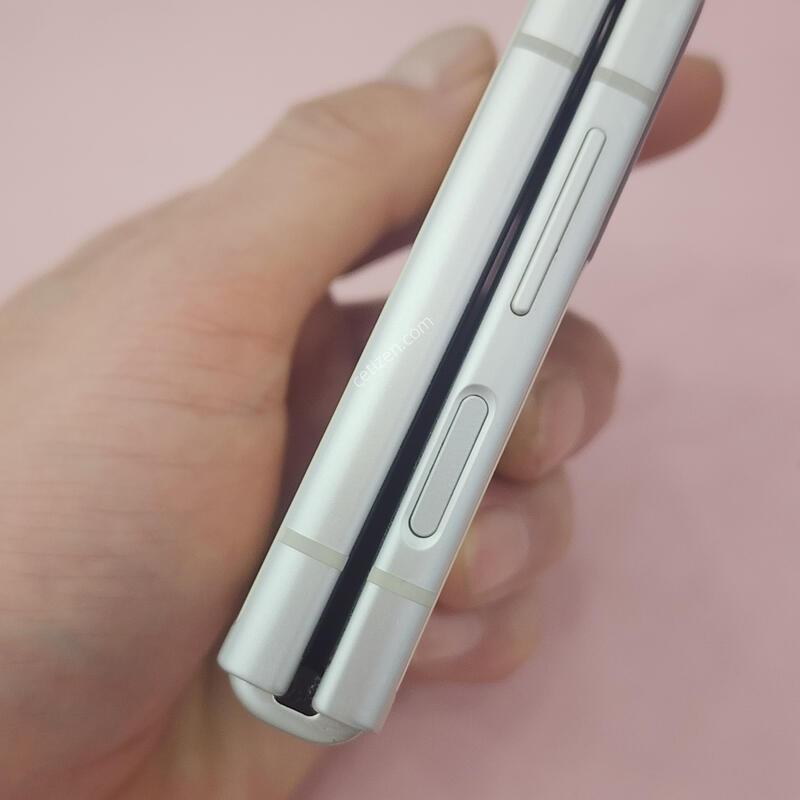 �ø�3 �ܰ���S�� �����⽺ LCD�� ��������