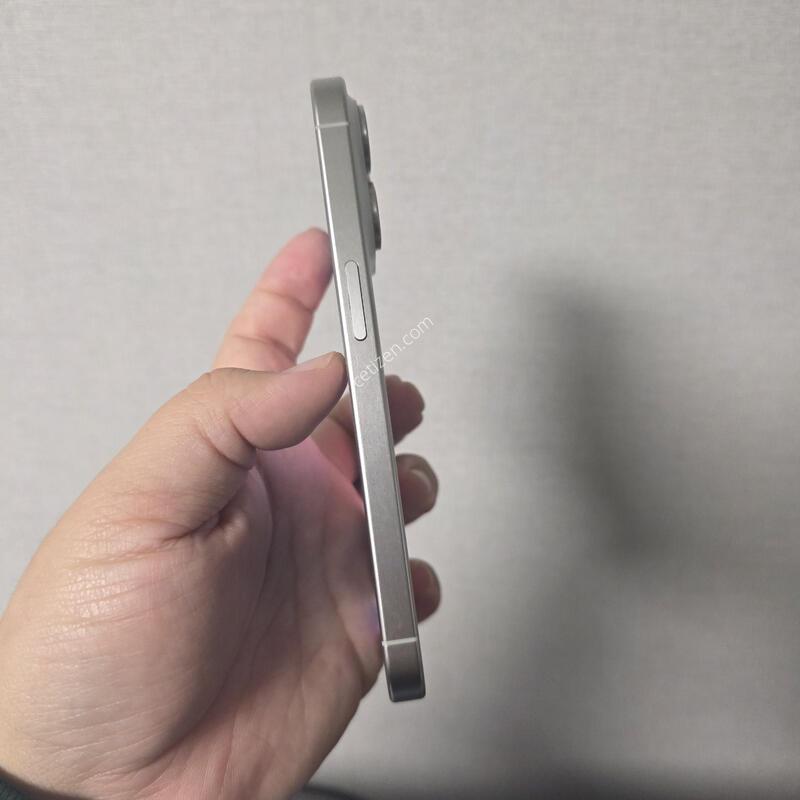 ������15���� ȭ��Ʈ ƼŸ�� 256�Ⱑ SS�� �˴ϴ�.