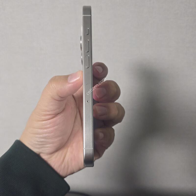 ������15���� ȭ��Ʈ ƼŸ�� 256�Ⱑ SS�� �˴ϴ�.