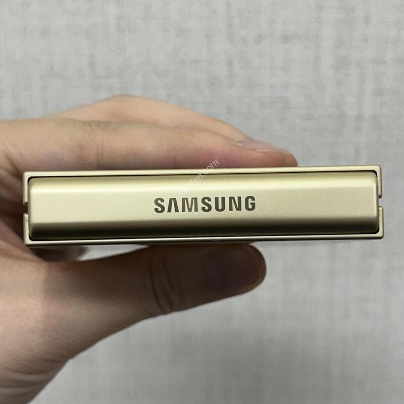 [�ֻ��]������Z�ø�6/F741/256/���ο�/83573