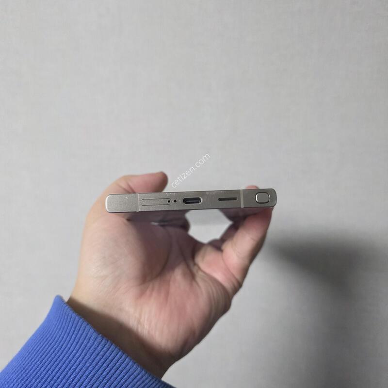 ������ S24��Ʈ�� ƼŸ���׷��� 256�Ⱑ S�� �Ⱦƿ�~