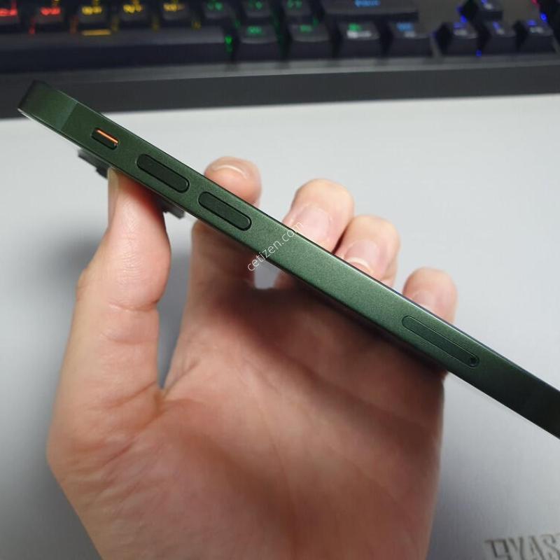 ������13 �̴� / 128GB / �׸� / ���͸����� 82%