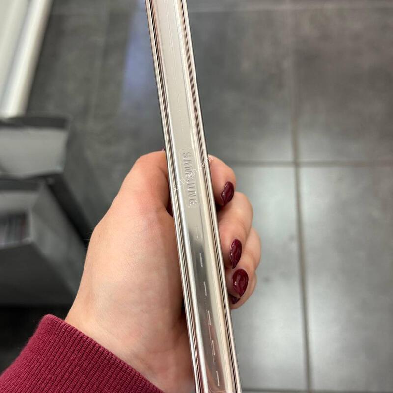 A��)������Z����4 ������ 512GB Y1376