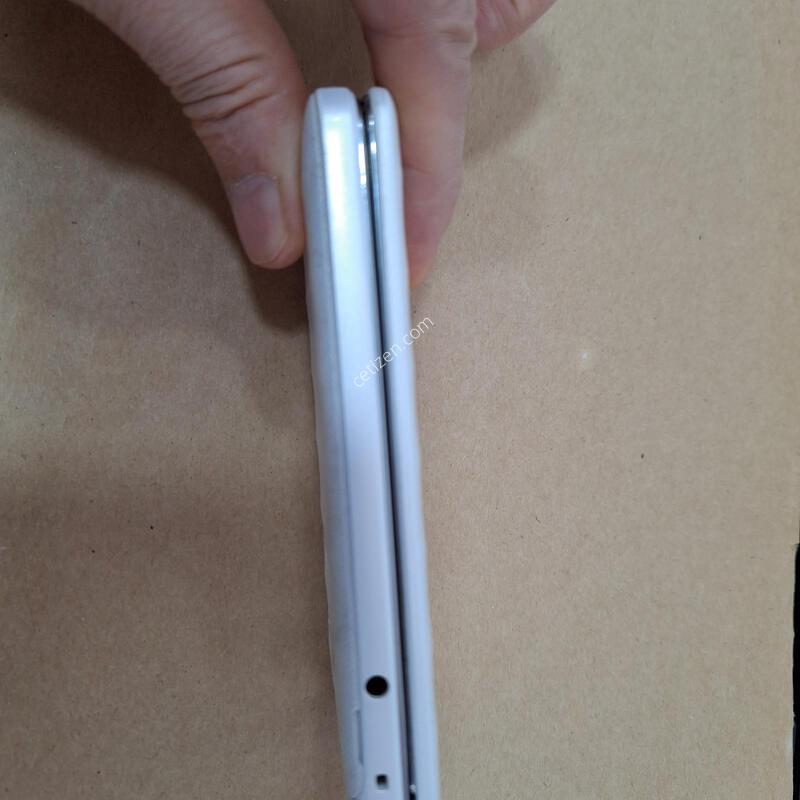 SM-G150NS  �ܻ�����    �ո�� �޸鿡  ��밨���� ��������־��  ����ȭ�鿡 �� ��ũ��ġ�־��  ����������