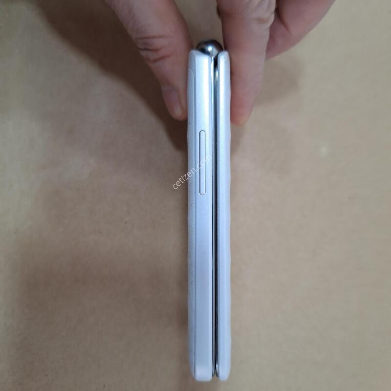 SM-G150NS  �ܻ�����    �ո�� �޸鿡  ��밨���� ��������־��  ����ȭ�鿡 �� ��ũ��ġ�־��  ����������