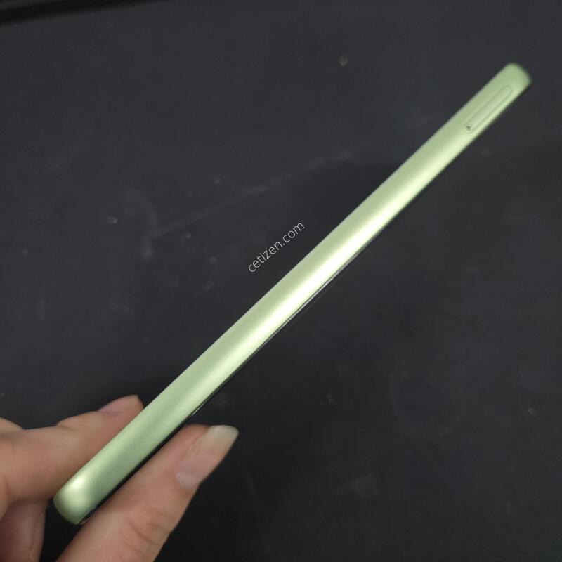 ƯSS�� ���ܻ� ������ A24 ����Ʈ�׸� �������� ���ܻ�