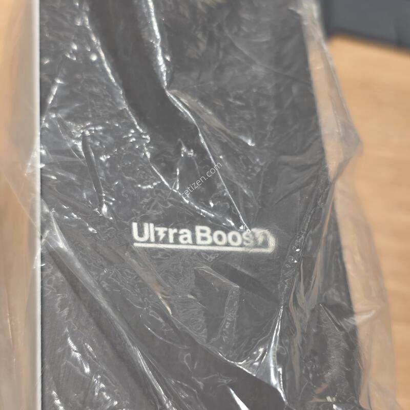 �̰��� ũ���� ��Ʈ��ν��� 70W GaN �������Դϴ�. 2���� ��Ʈ�� �����Ͽ� ���� ��⸦ ���ÿ� ������ �� �ֽ��ϴ�. �ʰ��� ������ �����Ͽ� �ð��� ������ �� �ֽ��ϴ�. ���� ��