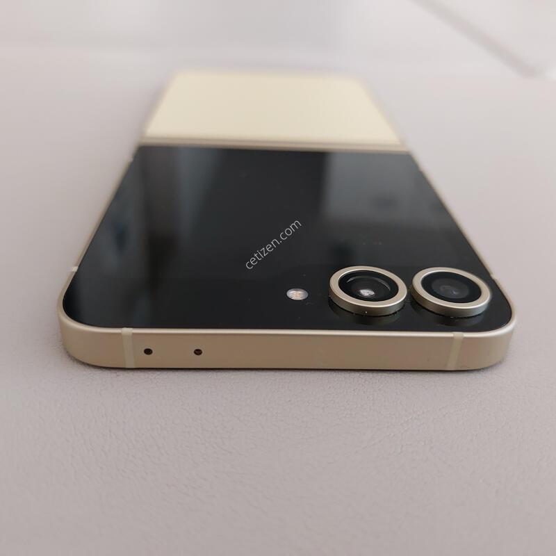 �Ｚ ������ Z Flip6 ���ο� 512GB