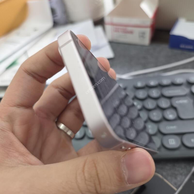 (2412)13�̴� 256