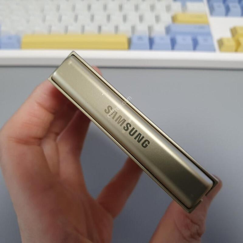 ������ Z�ø�6 / 256GB / ���ο�