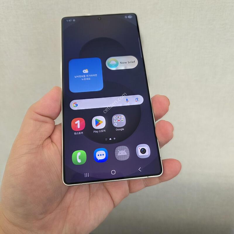 ������ S25��Ʈ�� ƼŸ�� �ǹ����� 256�Ⱑ SS�� �Ⱦƿ�~