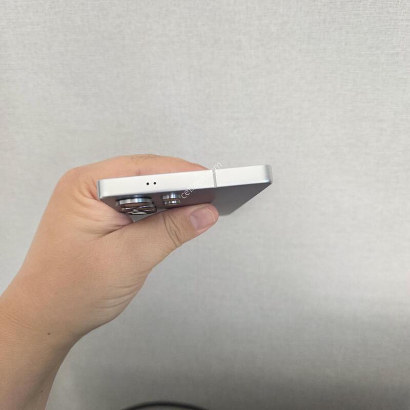 ������ S25��Ʈ�� ƼŸ�� �ǹ����� 256�Ⱑ SS�� �Ⱦƿ�~