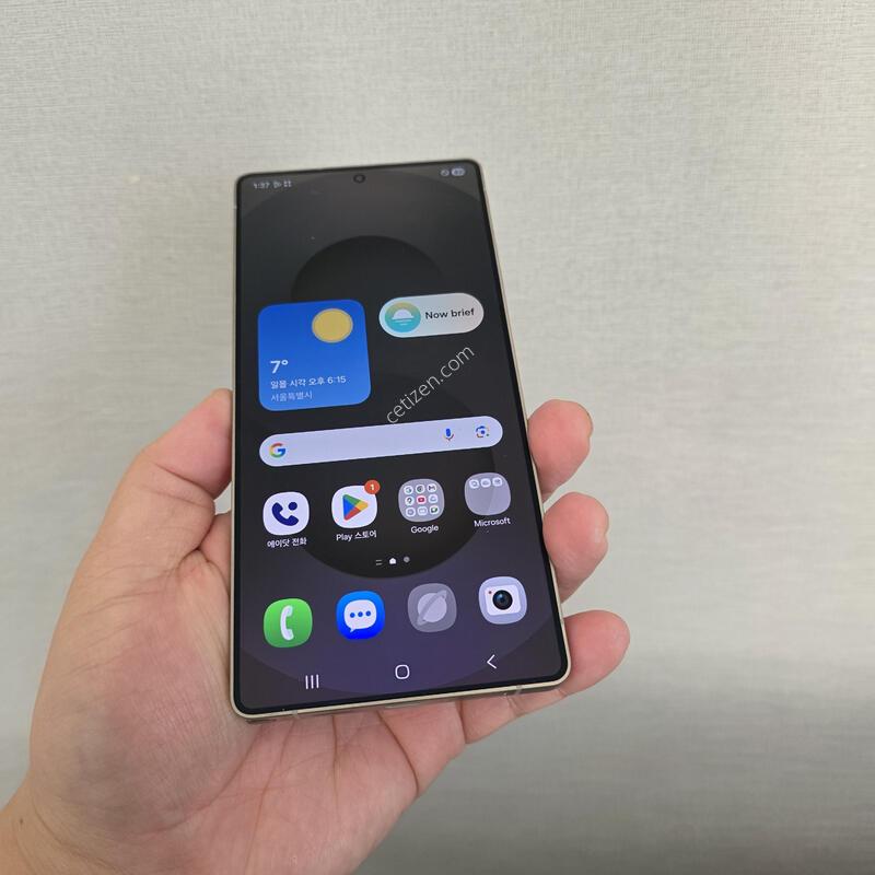 ������ S25��Ʈ�� ƼŸ�� �׷��� 256�Ⱑ SS�� �Ⱦƿ�~