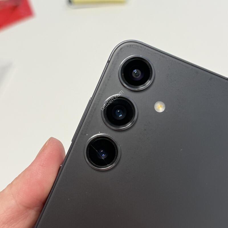 S24�÷��� �׷���