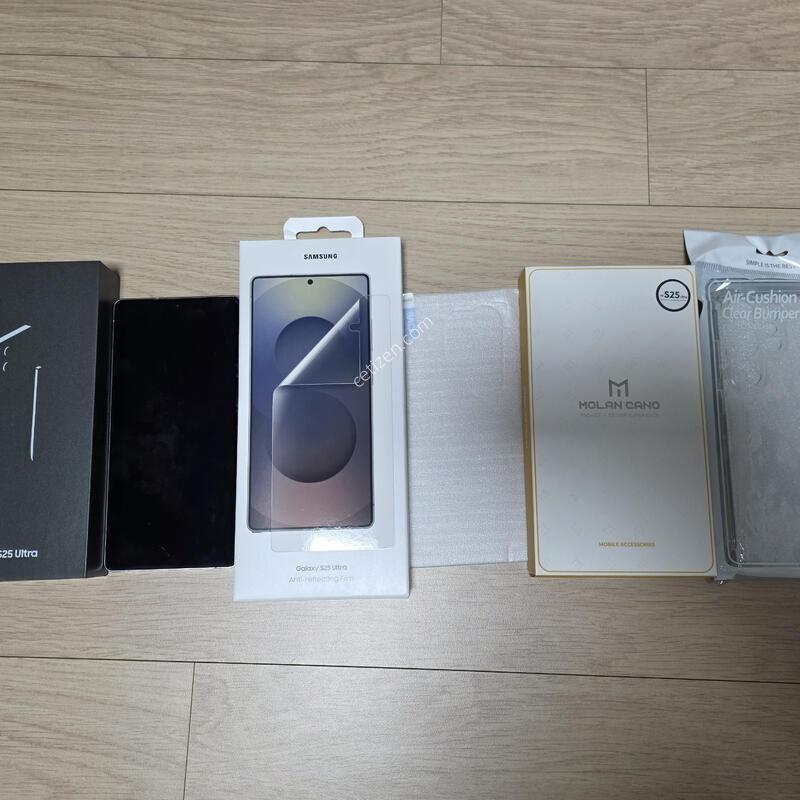 �ǻ���� �ڱ��� ������S25 ��Ʈ�� 512G ȭ��Ʈ�ǹ� �˴ϴ�.