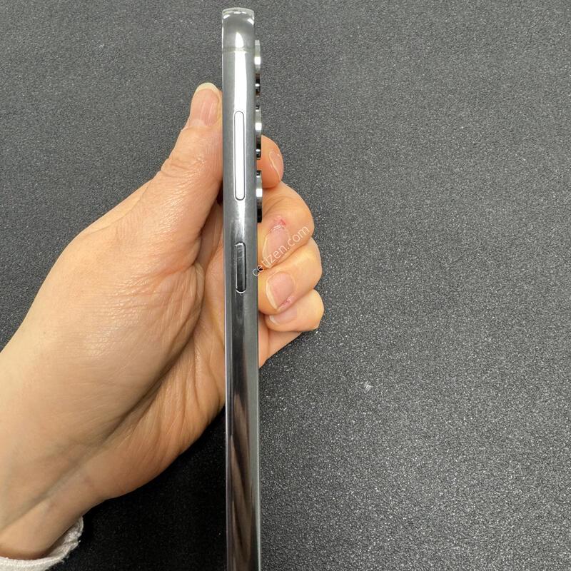 ������ S23_256G(�׸�)SS�� �Ǹ��մϴ�.