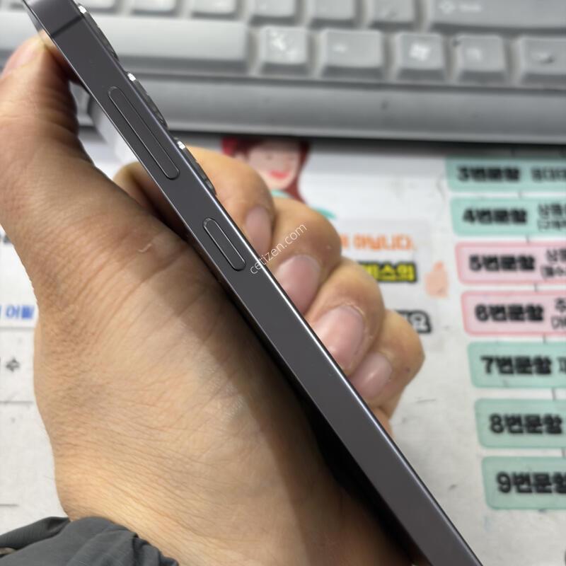 ������ S24 ���� 512 ��������  �Ǹ��մϴ�.