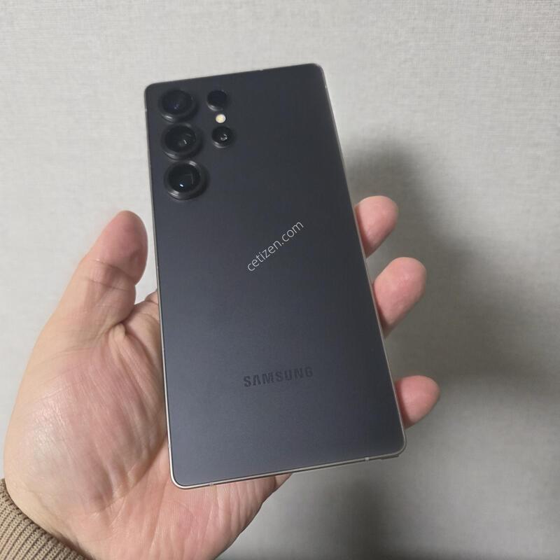 ������ S25��Ʈ�� ƼŸ�� ���� 512�Ⱑ SS�� �Ⱦƿ�~