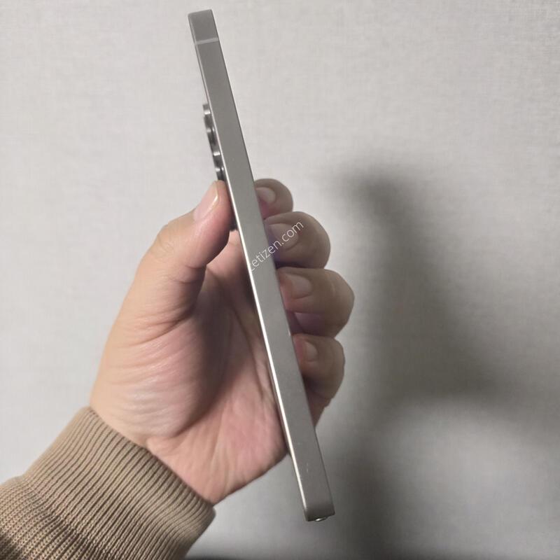 ������ S25��Ʈ�� ƼŸ�� ���� 512�Ⱑ SS�� �Ⱦƿ�~