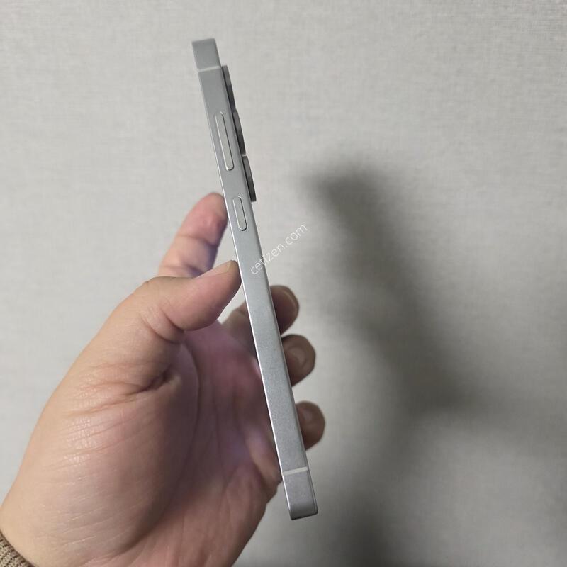 ������ S25��Ʈ�� ƼŸ�� �ǹ����� 512�Ⱑ SS�� �Ⱦƿ�~