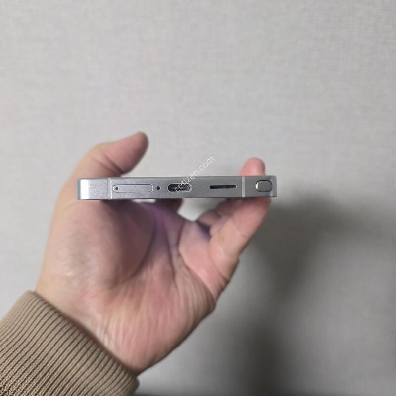 ������ S25��Ʈ�� ƼŸ�� �ǹ����� 512�Ⱑ SS�� �Ⱦƿ�~