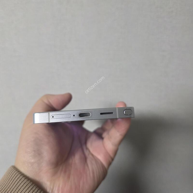 ������ S25��Ʈ�� ƼŸ�� �ǹ����� 512�Ⱑ SS�� �Ⱦƿ�~