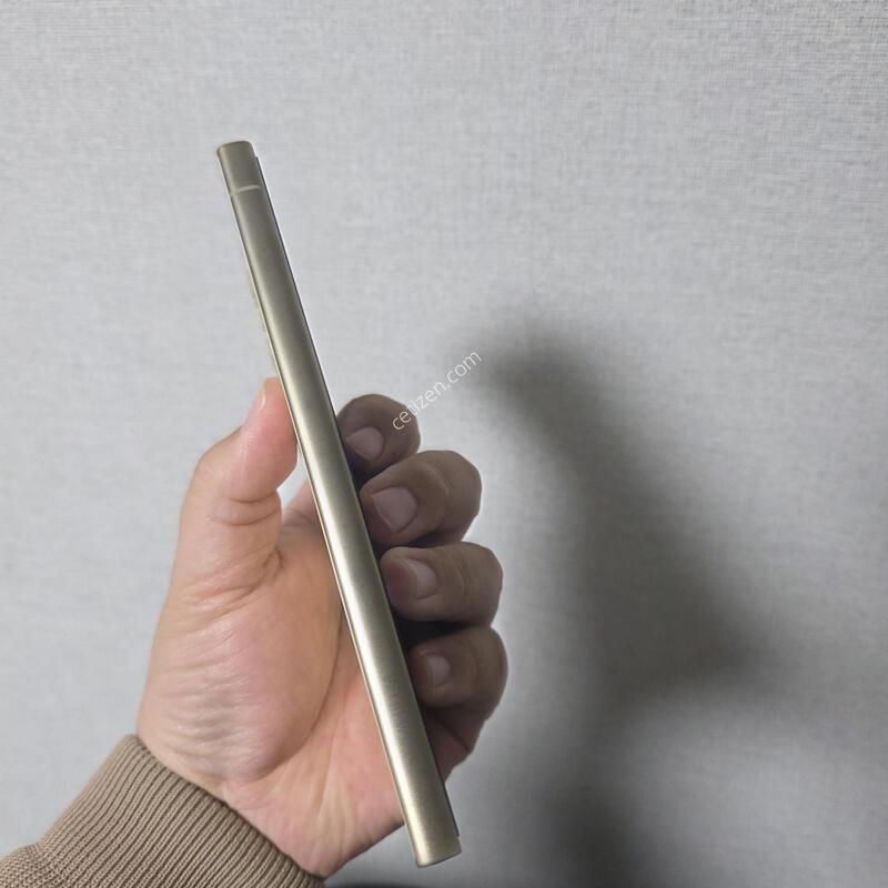 ������ S24��Ʈ�� ƼŸ�� ���ο� 256�Ⱑ SS�� �Ⱦƿ�~