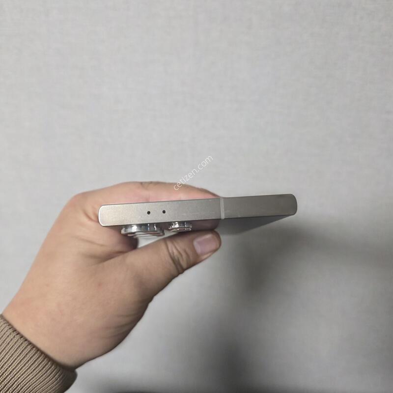 ������ S24��Ʈ�� ƼŸ�� ���̿÷� 256�Ⱑ SS�� �Ⱦƿ�~