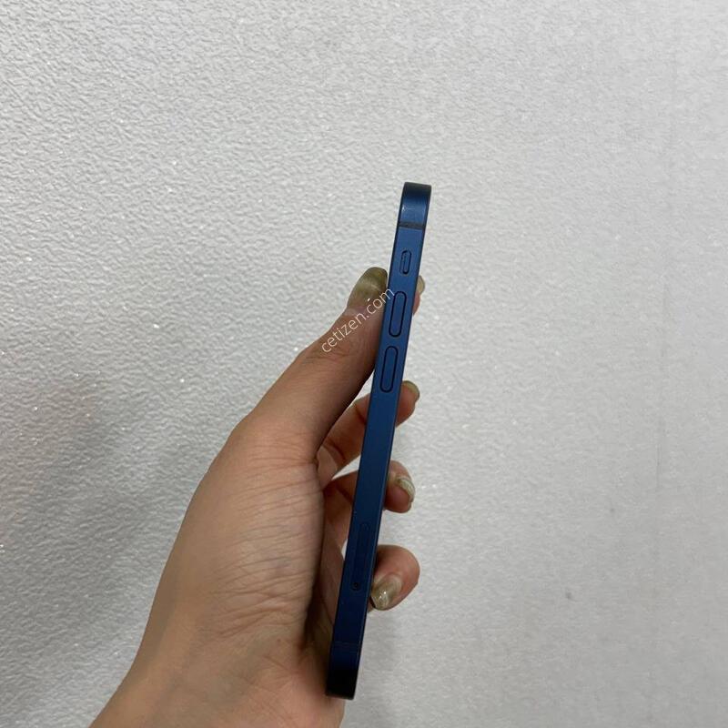 ������12�̴� ���� 128GB/75% Y1559