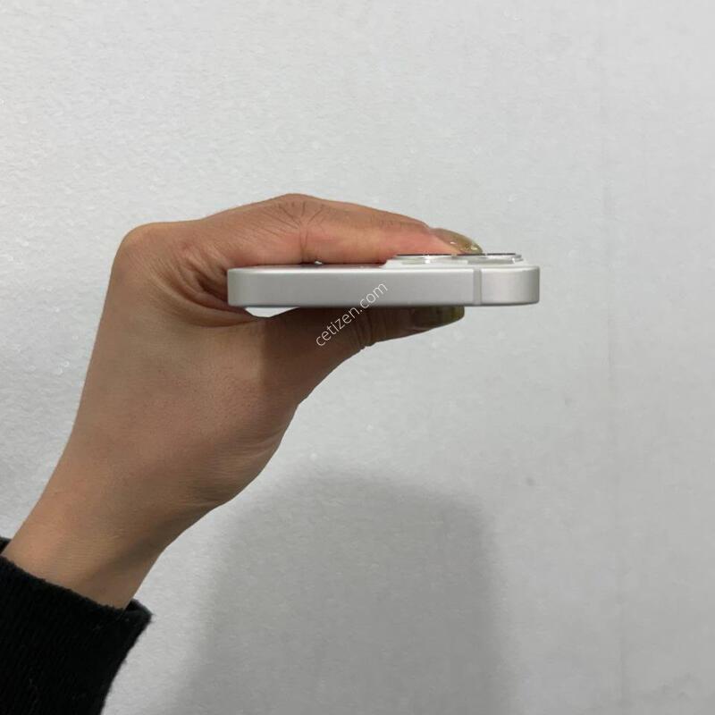 ������13�̴� ��Ÿ����Ʈ 128GB/81% Y1570