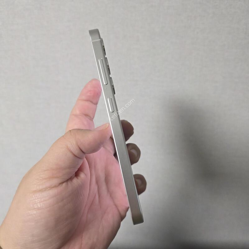 ������ S24 ���� �׷��� 256�Ⱑ SS�� �Ⱦƿ�~