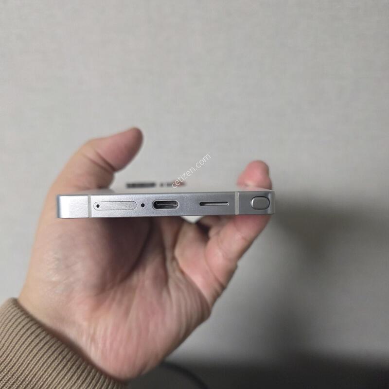 ������ S25��Ʈ�� ƼŸ�� ȭ��Ʈ�ǹ� 512�Ⱑ SS�� �Ⱦƿ�~