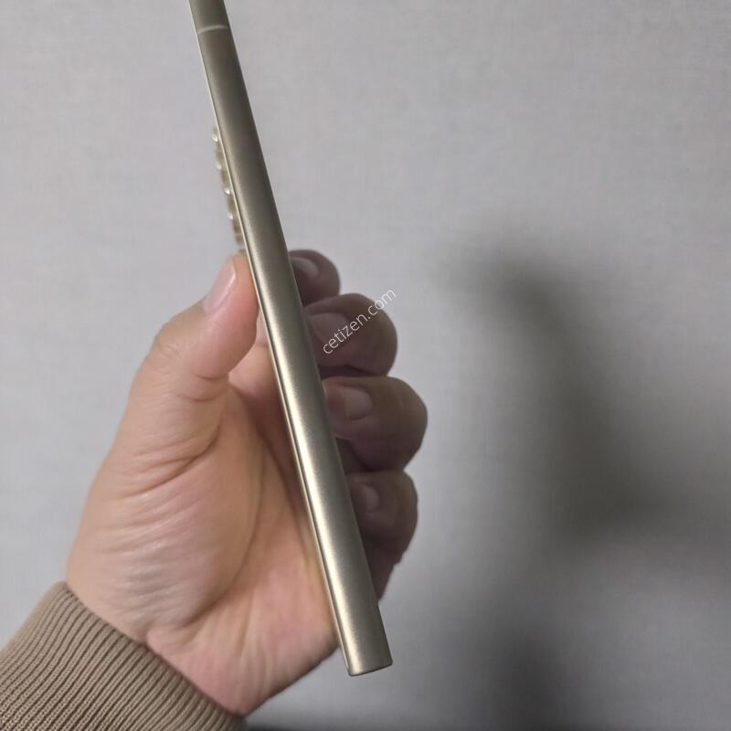 ������ S24��Ʈ�� ƼŸ�� ���ο� 512�Ⱑ SS�� �Ⱦƿ�~