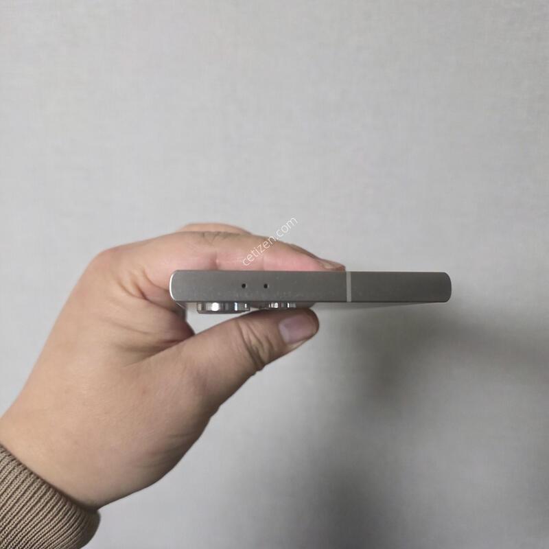 ������ S24��Ʈ�� ƼŸ�� �׷��� 256�Ⱑ SS�� �Ⱦƿ�~