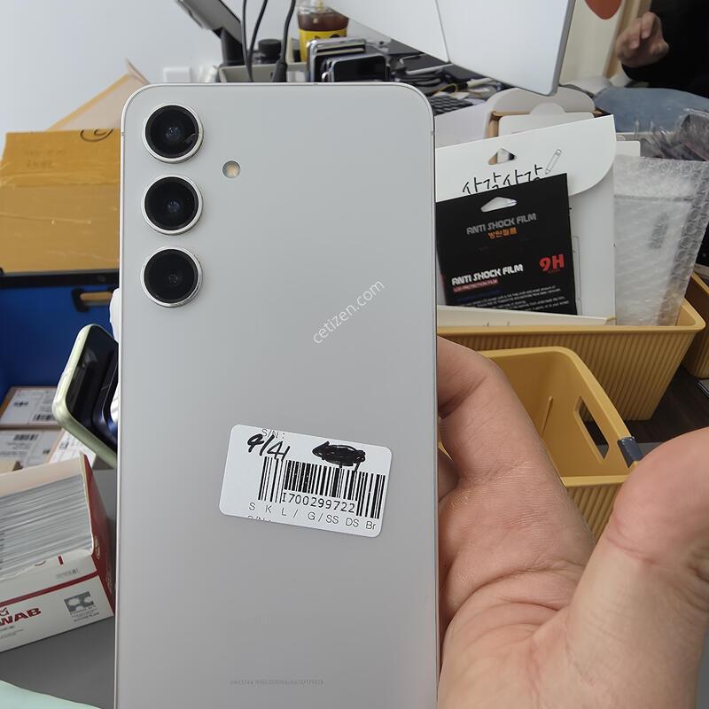 (4141)������s24�÷��� 256 �Ǹ��մϴ�