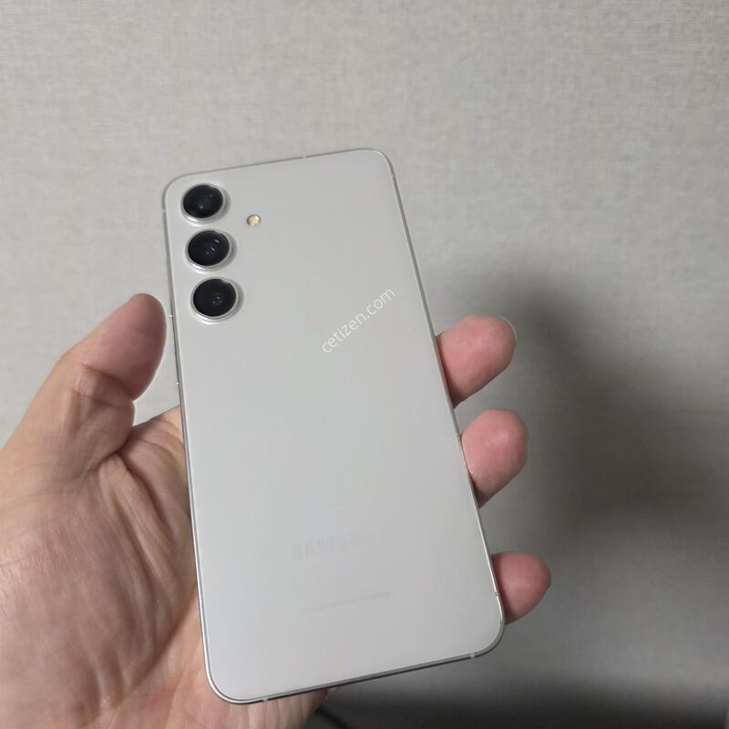 ������ S24 ���� �׷��� 256�Ⱑ SS�� �Ⱦƿ�~