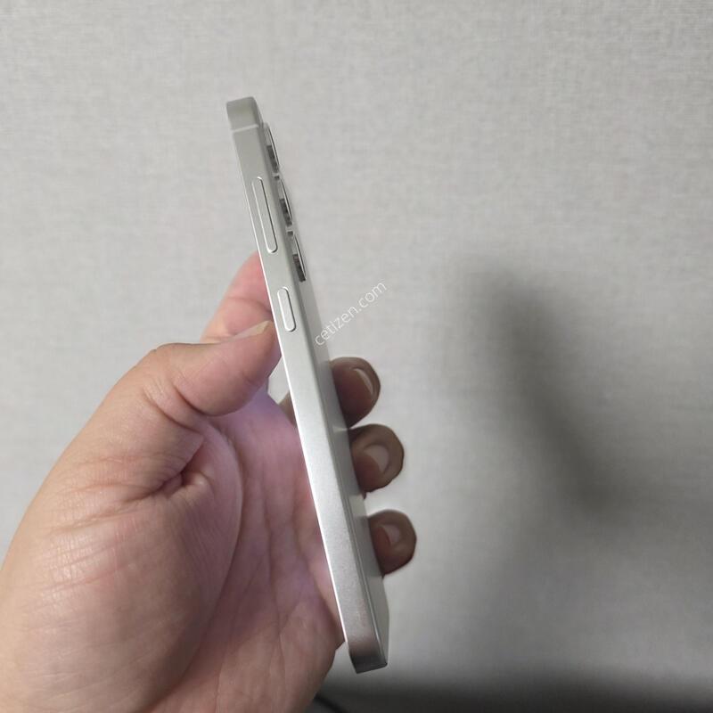 ������ S24 ���� �׷��� 256�Ⱑ SS�� �Ⱦƿ�~