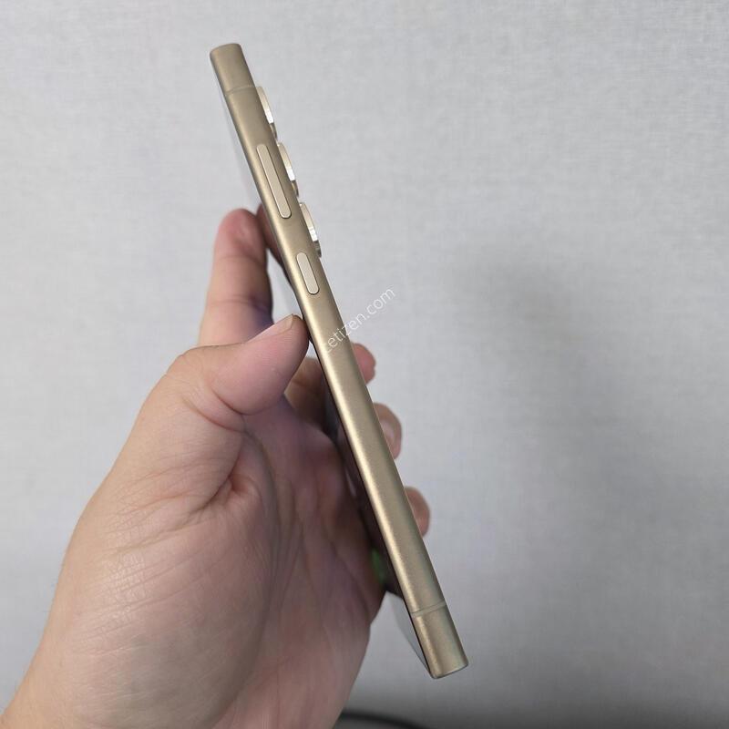 ������ S24��Ʈ�� ƼŸ�� ���ο� 256�Ⱑ SS�� �Ⱦƿ�~