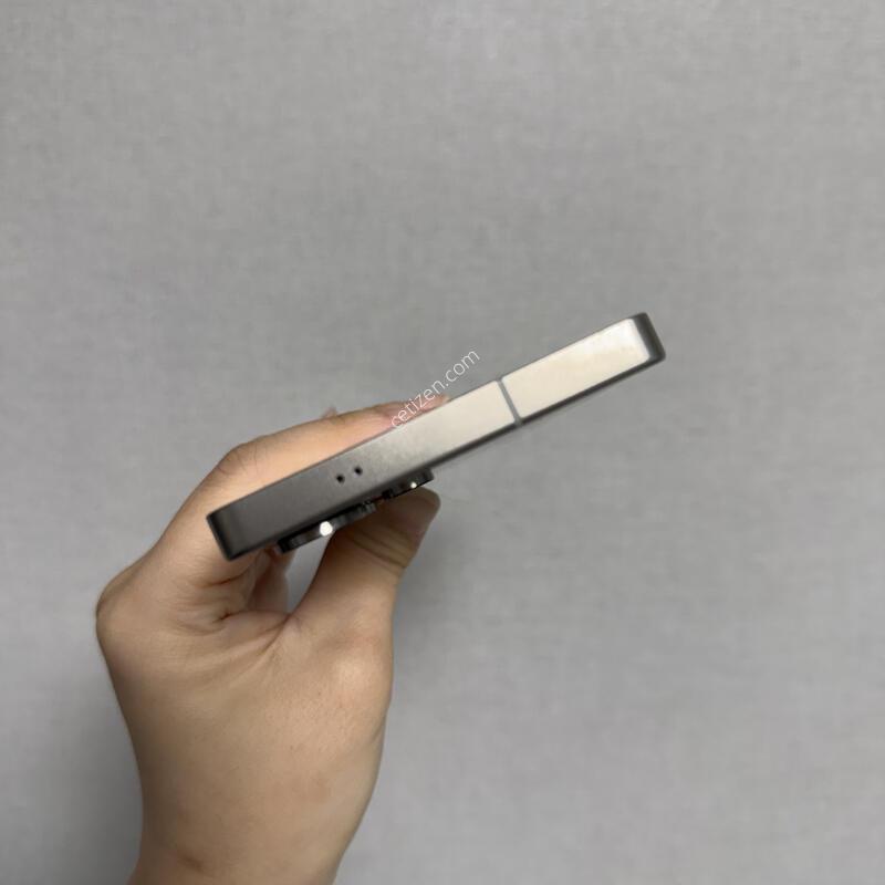 ������ S25��Ʈ�� ƼŸ���׷��� 256�Ⱑ SS�� �Ⱦƿ�~