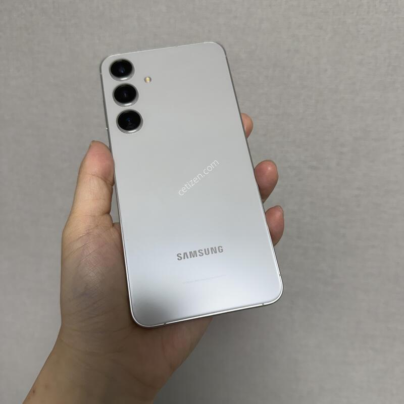 ������ S24�÷��� �����׷��� 256�Ⱑ SS�� �Ⱦƿ�~