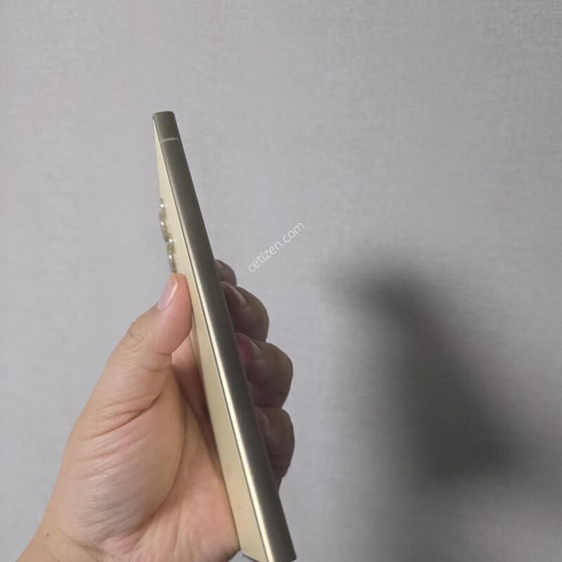 ������ S24��Ʈ�� ƼŸ�� ���ο� 512�Ⱑ SS�� �Ⱦƿ�~