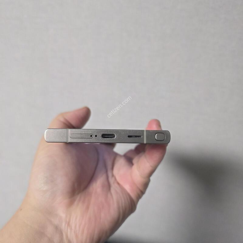 ������ S24��Ʈ�� ƼŸ�� �׷��� 256�Ⱑ SS�� �Ⱦƿ�~