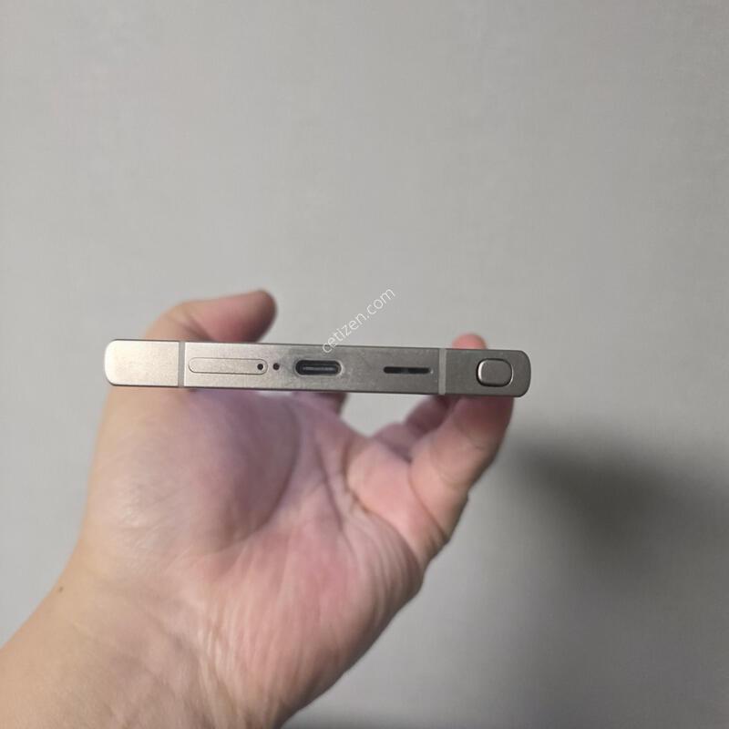 ������ S24��Ʈ�� ƼŸ�� ���̿÷� 256�Ⱑ SS�� �Ⱦƿ�~