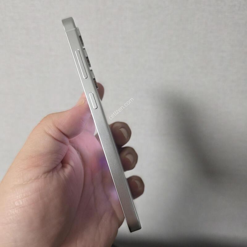 ������ S24 ���� �׷��� 256�Ⱑ SS�� �Ⱦƿ�~